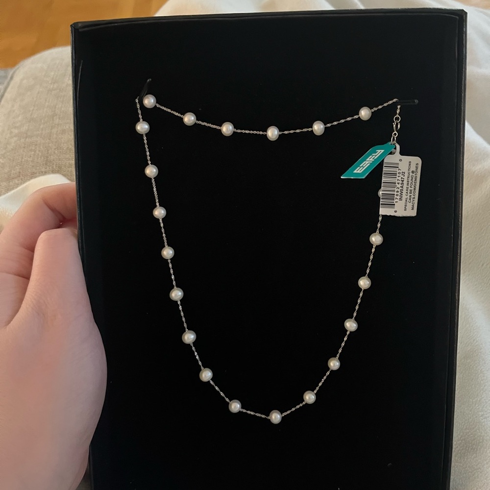 Pearl necklace